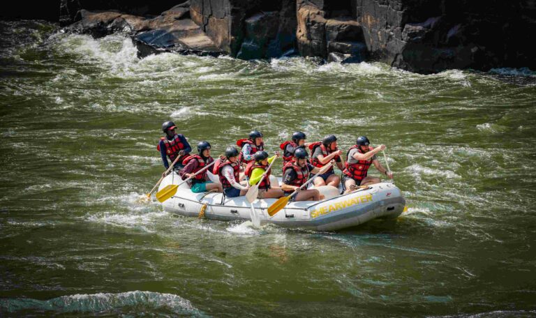 whitewater rafting images-10